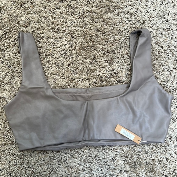 Skims Cement/grey‎ faux leather bralette Sz 2XL - Picture 3 of 4